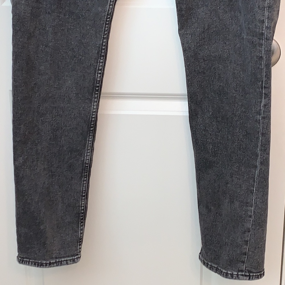 H&M BRAND NEW SIZE 38/32 SLIM DARK GREY JEANS - Picture 3 of 7